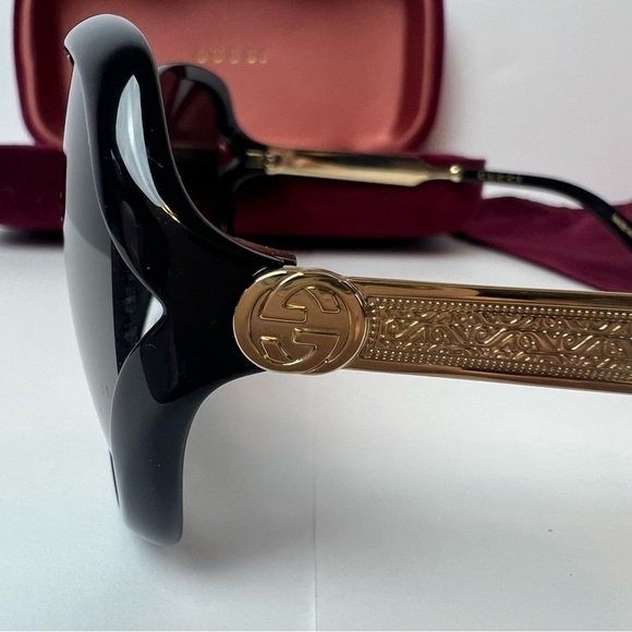 Gucci GG0076S 002 Oversized Sunglasses Black Gold Gradient 60mm main image 9
